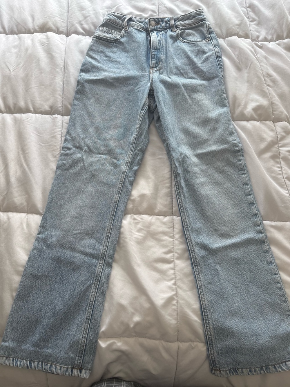 Light Wash High-Rise Women's Jeans